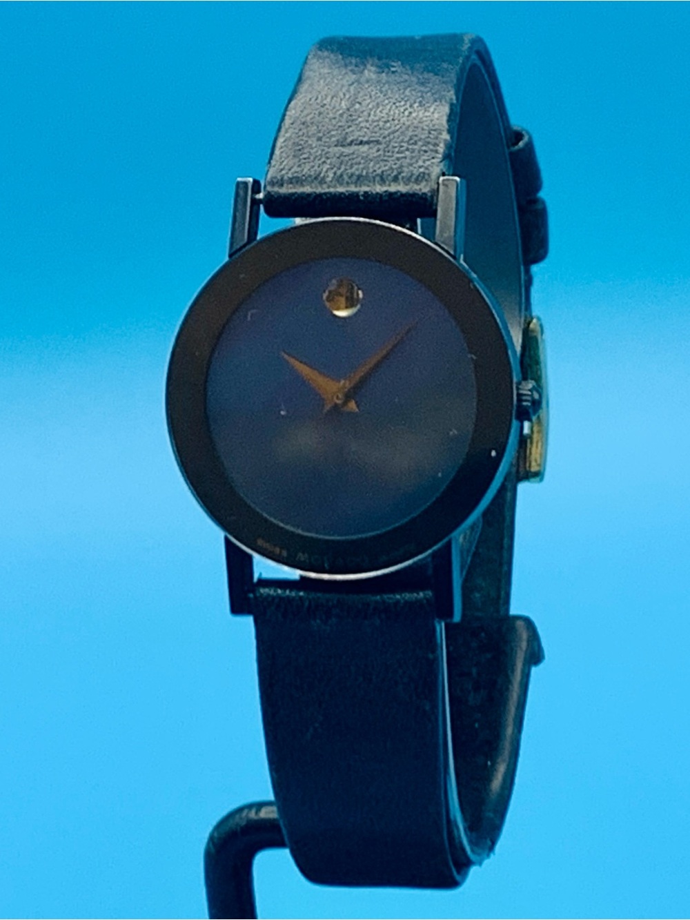 MOVADO MUSEUM 87-25-855N Women’s Swiss Made Wristwatch MOP Dial Working New Batt
